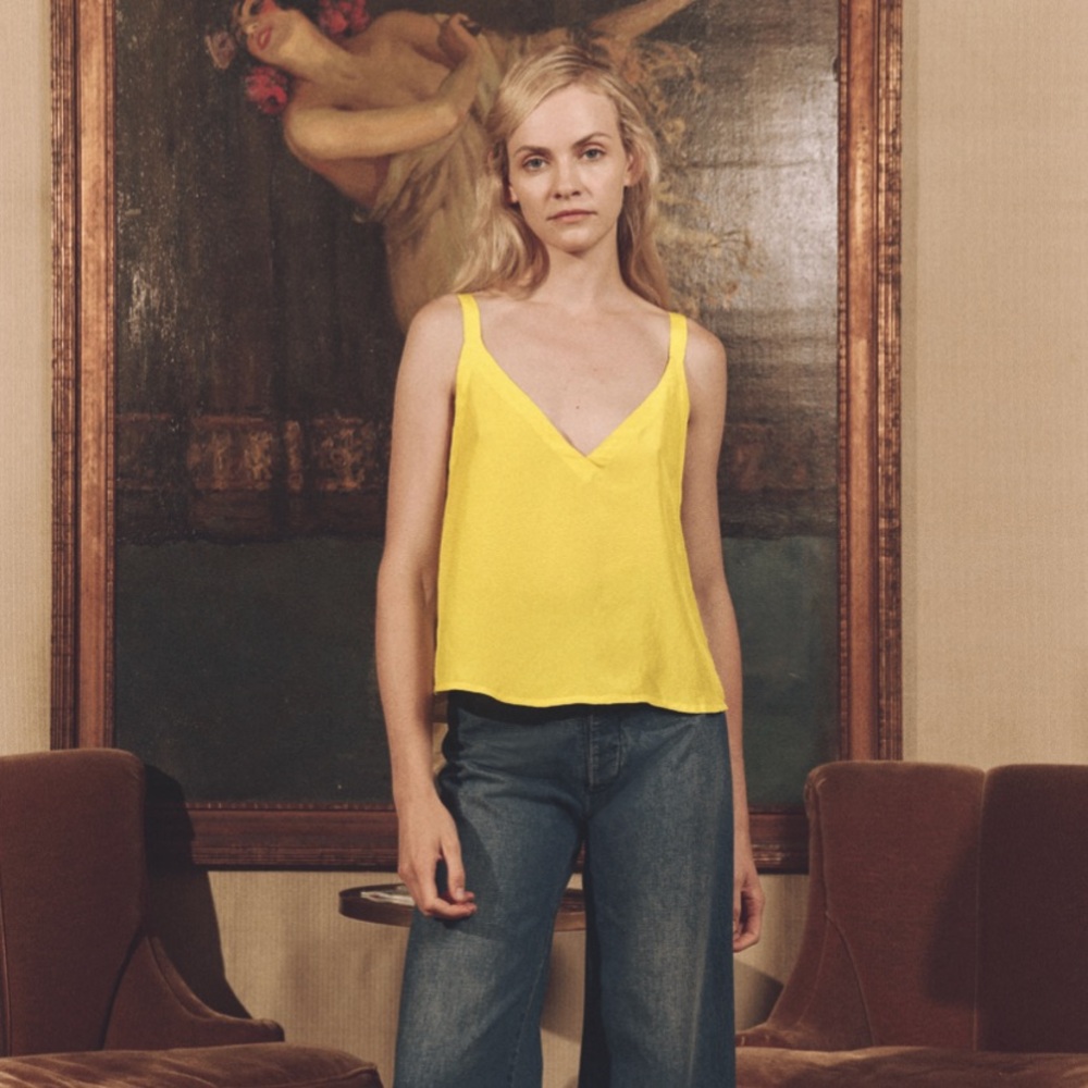 The Great. Port silk cami in sunbeam yellow size 1